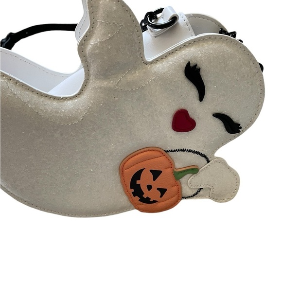 Halloween BETSEY JOHNSON XOGHOSTY WHITE GLITTER CROSSBODY BAG With PUMPKIN BNWT - Picture 4 of 8
